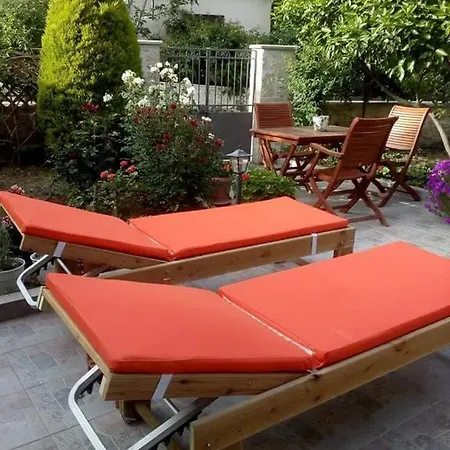 Apartment Artemisia Traditional Choudetsi